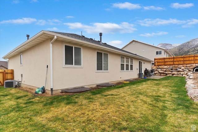 816 E Clover Way, Morgan, UT 84050 - rear view of property featuring stucco siding and a mountain view