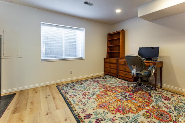 637 S Pine Meadow Ln, Tooele, UT 84074 - home office with recessed lighting, wood finished floors, visible vents, and baseboards