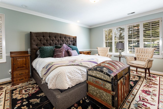 637 S Pine Meadow Ln, Tooele, UT 84074 - bedroom featuring baseboards, crown molding, multiple windows, and visible vents