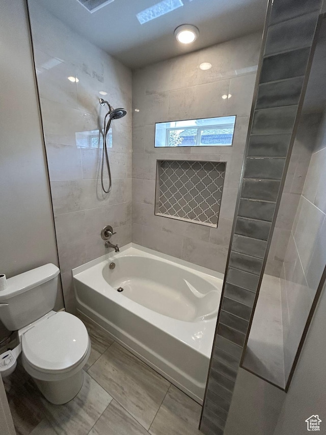 337 W Paddock Ln S, Kaysville, UT 84037 - full bath with bathtub / shower combination and toilet