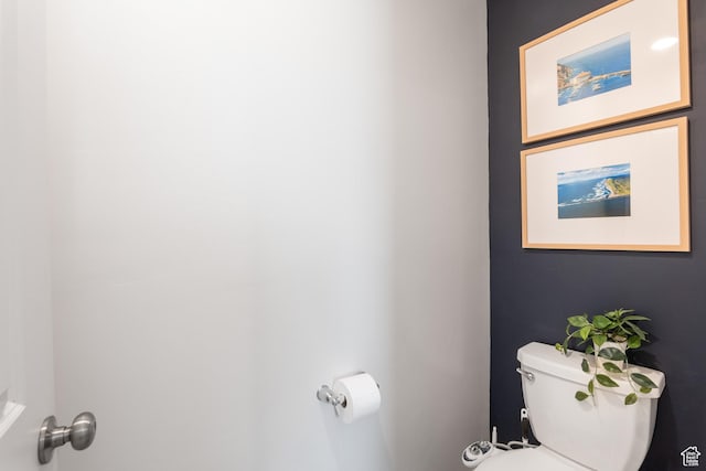 543 W Flora Dr, Saratoga Springs, UT 84045 - bathroom with toilet