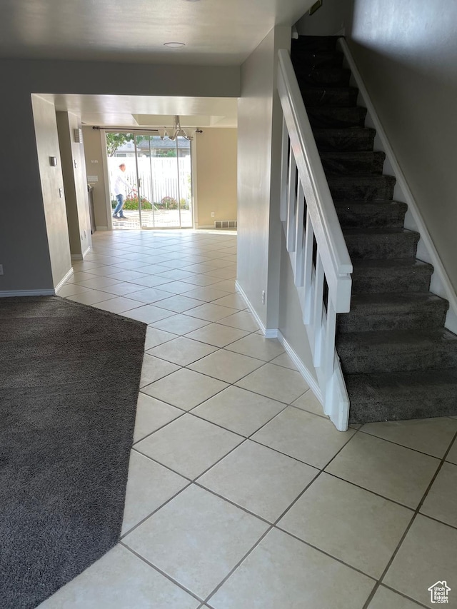 1525 E 5700 S, Murray, UT 84121 - interior space with visible vents, tile patterned floors, baseboards, and an inviting chandelier