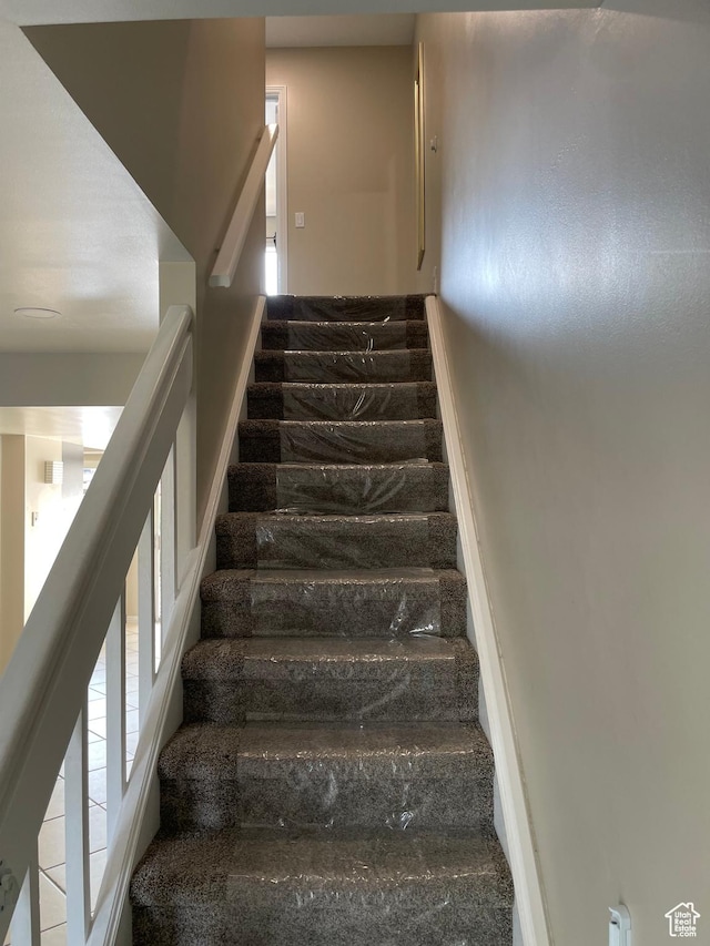 1525 E 5700 S, Murray, UT 84121 - view of staircase