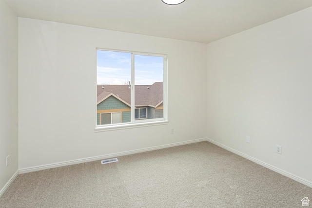 917 W Willow Bend Way, Farmington, UT 84025 - spare room with visible vents, carpet flooring, and baseboards