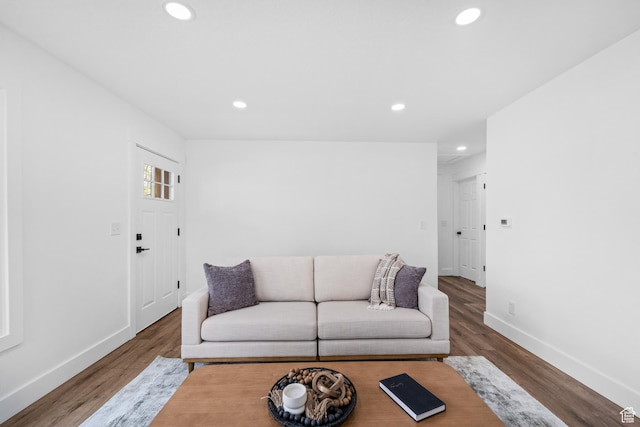 1131 W Simondi Ave N, Salt Lake City, UT 84116 - living area featuring recessed lighting, wood finished floors, and baseboards