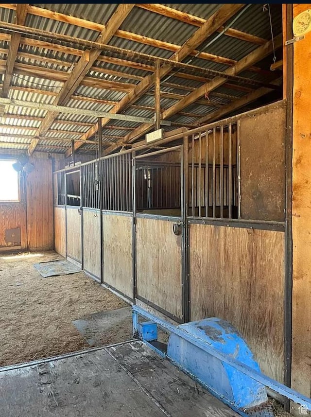 3440 S 4000 E, Vernal, UT 84078 - view of horse barn