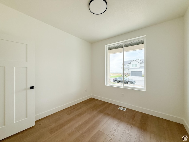 569 W 2030 N, Tooele, UT 84074 - unfurnished room with baseboards and light wood finished floors