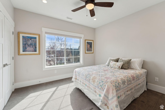 bedroom with recessed lighting, visible vents, carpet floors, baseboards, and ceiling fan