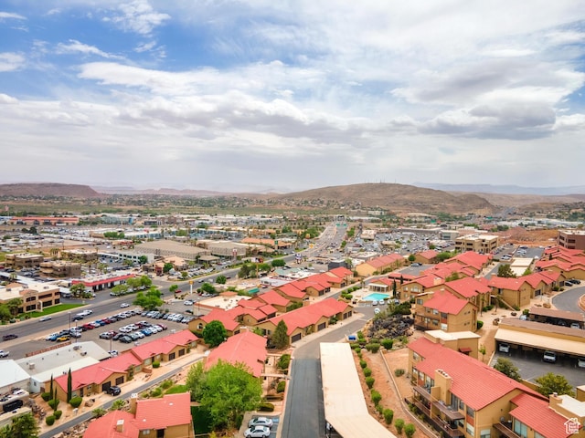 bird's eye view featuring a mountain view