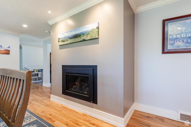 1550 E 2100 N, North Logan, UT 84341 - hallway with recessed lighting, wood finished floors, visible vents, ornamental molding, and baseboards