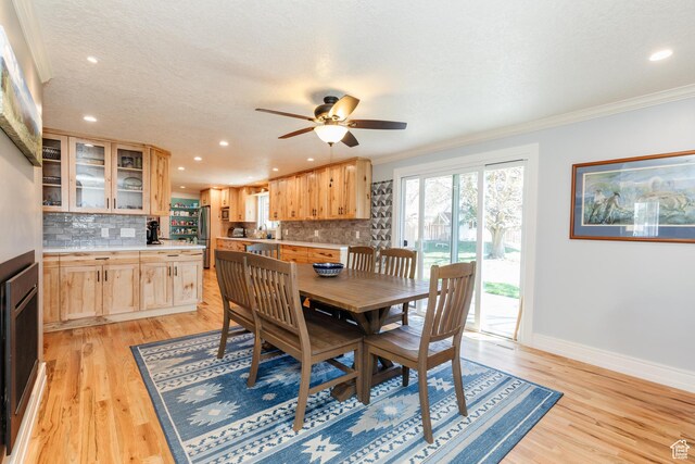 1550 E 2100 N, North Logan, UT 84341 - dining space featuring recessed lighting, light wood finished floors, baseboards, and ornamental molding