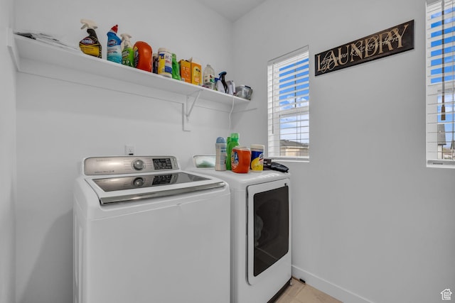 1578 W Andover Rd S, South Jordan, UT 84095 - clothes washing area with washer and clothes dryer, baseboards, and laundry area