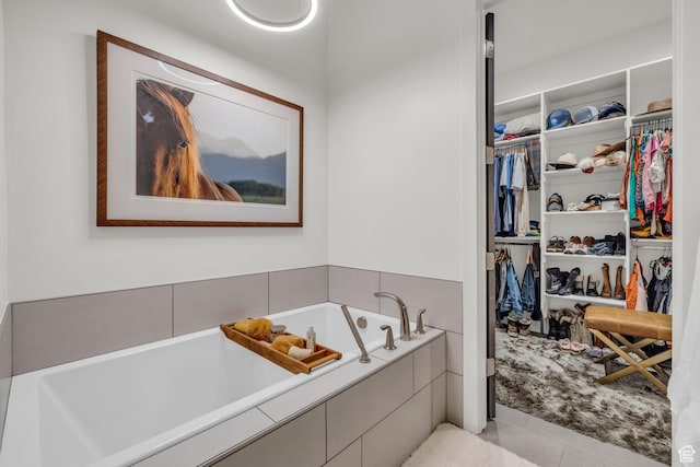 1622 E Abajo Peak Cir Unit Tv-23, Heber City, UT 84032 - full bath with a walk in closet, a garden tub, and tile patterned floors