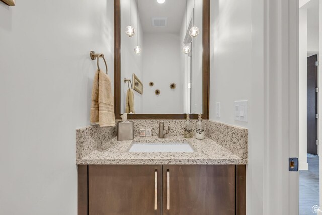 1622 E Abajo Peak Cir Unit Tv-23, Heber City, UT 84032 - bathroom with visible vents and vanity