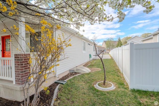 2976 E Saddle Rock Rd, Eagle Mountain, UT 84005 - view of yard with fence