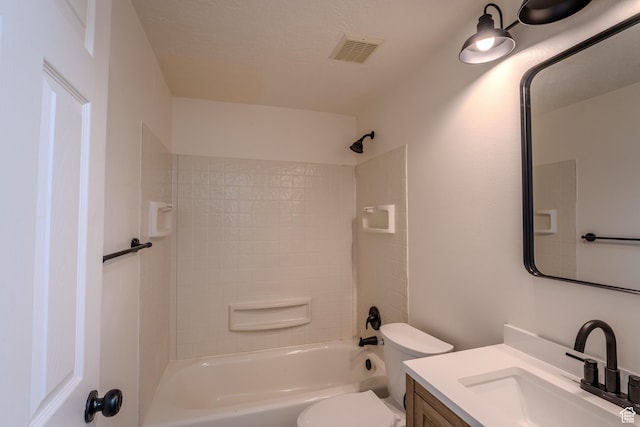 2976 E Saddle Rock Rd, Eagle Mountain, UT 84005 - bathroom featuring visible vents, toilet, vanity, and bathtub / shower combination