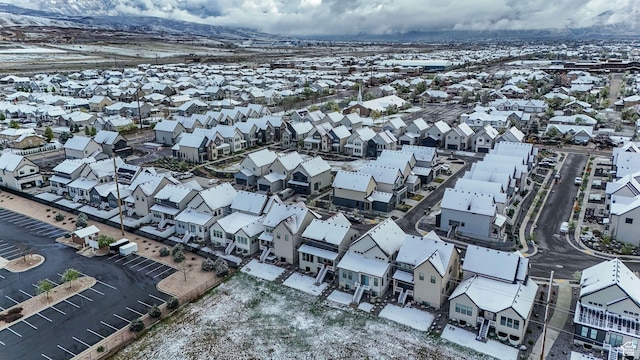drone / aerial view featuring a residential view