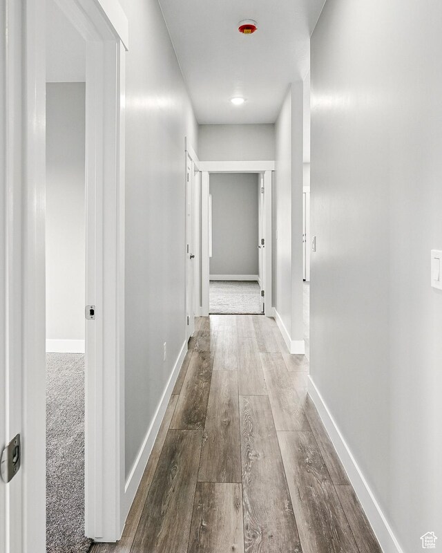 1152 E Smokey Trail Way, Cedar City, UT 84721 - hall featuring wood finished floors and baseboards