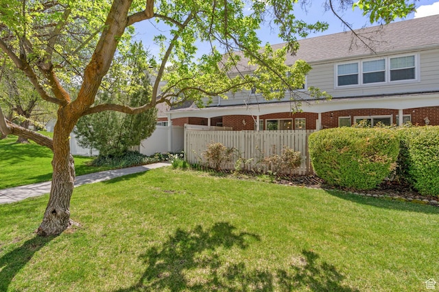 81 W Pheasantbrook Cir N, Centerville, UT 84014 - view of yard featuring fence