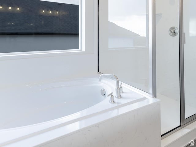 2833 W 3050 N Unit 11, Plain City, UT 84404 - full bathroom featuring a bath