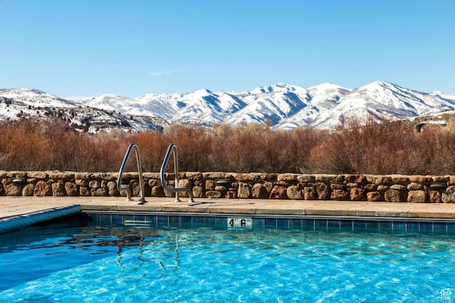 7785 E Stardust Ct Unit 322H, Heber City, UT 84032 - pool featuring a mountain view