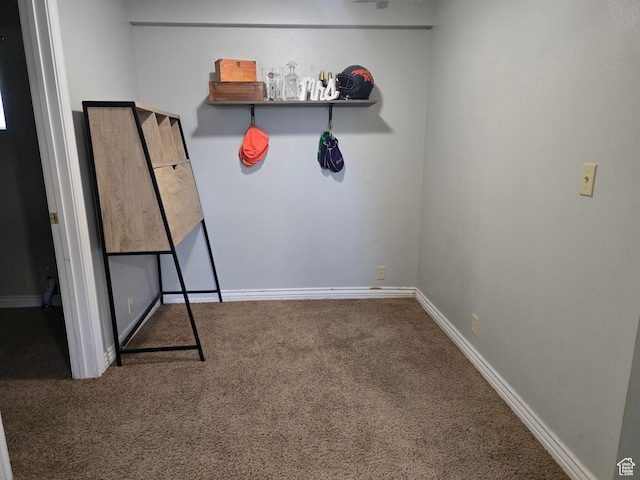 322 S 800 W, Vernal, UT 84078 - unfurnished bedroom featuring baseboards and carpet