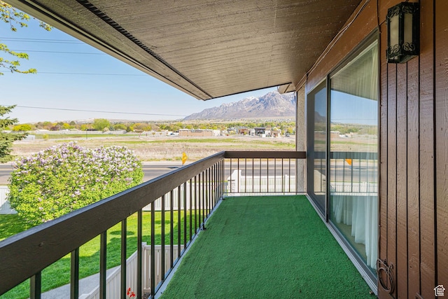 325 E 2550 N Unit 4, North Ogden, UT 84414 - balcony with a mountain view