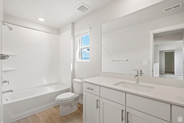 3444 S 3100 W Unit 154, West Haven, UT 84401 - bathroom featuring toilet, wood finished floors, vanity,  shower combination, and recessed lighting