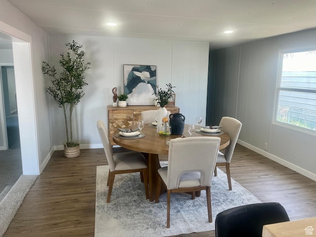 85 E 100 N, Redmond, UT 84652 - dining area with baseboards, wood finished floors, and recessed lighting