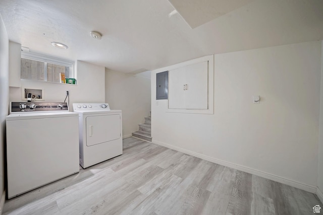 730 E 3155 S, Millcreek, UT 84106 - washroom with laundry area, baseboards, independent washer and dryer, and light wood-style floors