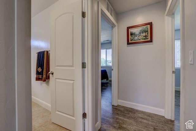 715 S Peachtree Dr, Toquerville, UT 84774 - hall featuring visible vents, wood finished floors, and baseboards
