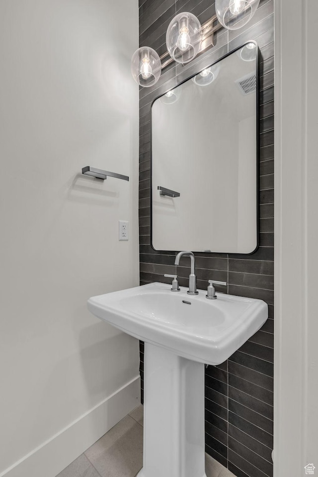 1338 S 1220 E, Salem, UT 84653 - bathroom featuring baseboards and visible vents