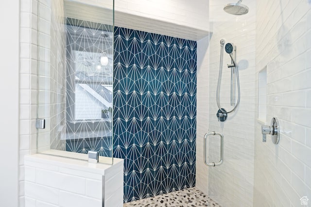 1263 E Chapman Ct, Alpine, UT 84004 - bathroom featuring a stall shower