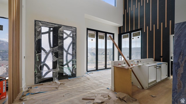 11606 S Halcom Dr, South Jordan, UT 84095 - entrance foyer featuring a high ceiling