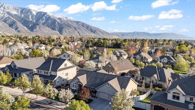2010 E Rocklin Dr, Sandy, UT 84092 - birds eye view of property featuring a mountain view and a residential view