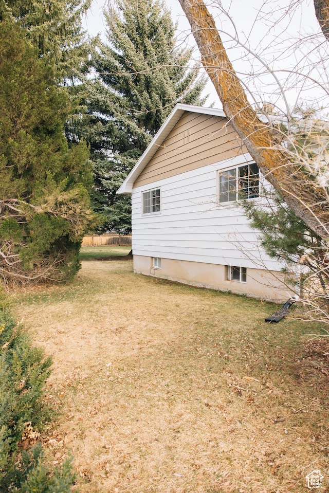 109 S 2nd W, Grace, ID 83241 - view of home's exterior with a lawn