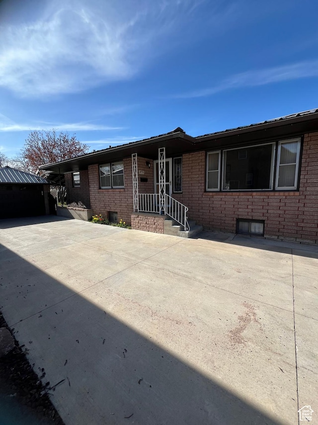 273 S 7th St S, Montpelier, ID 83254 - ranch-style house with brick siding