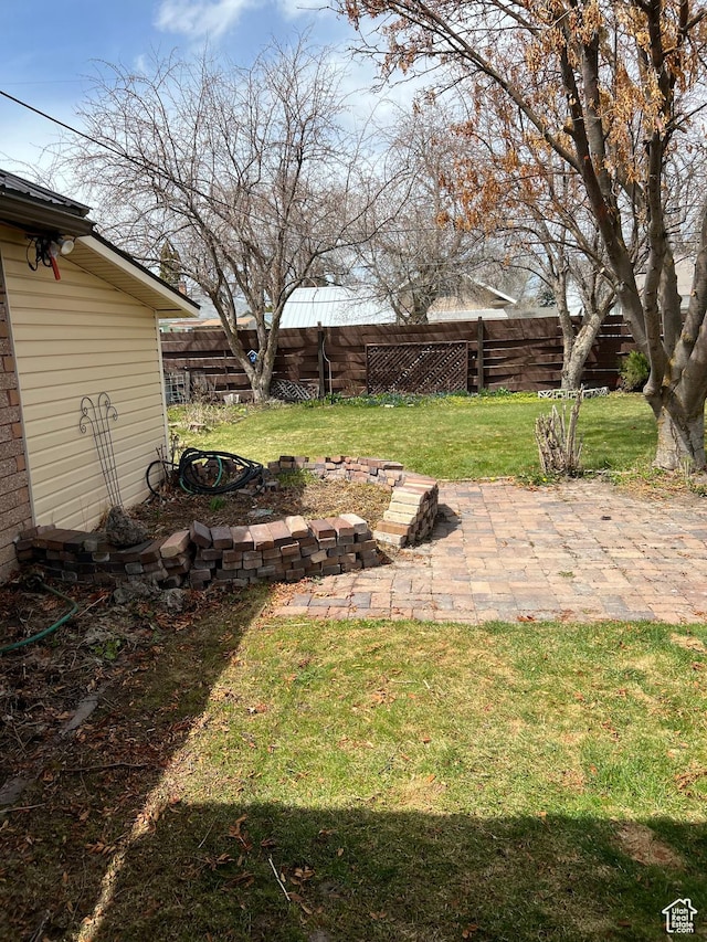 273 S 7th St S, Montpelier, ID 83254 - view of yard with a patio