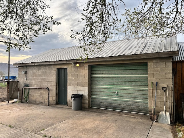 9762 S 3350 W, Payson, UT 84651 - detached garage featuring fence and driveway