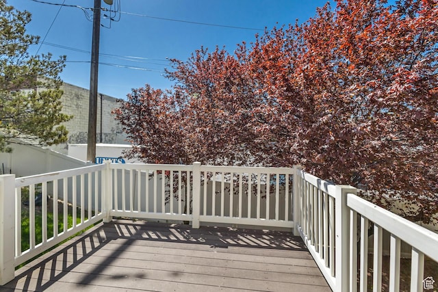 2074 S Orchard Dr, Bountiful, UT 84010 - view of deck