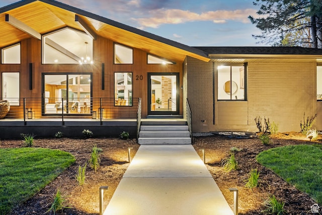 entrance to property with covered porch
