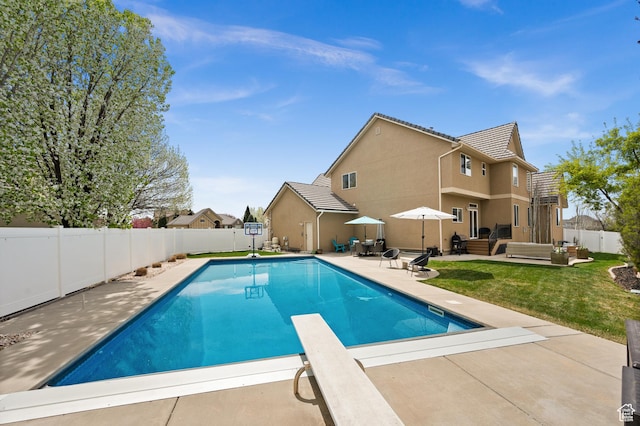 322 Flour Mill Dr, Kaysville, UT 84037 - view of pool with a fenced in pool, a fenced backyard, a yard, a diving board, and a patio area
