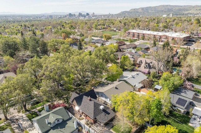 drone / aerial view featuring a mountain view