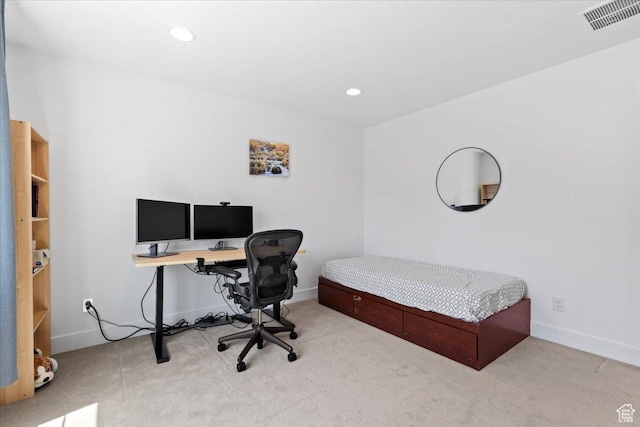 office area featuring recessed lighting, carpet floors, visible vents, and baseboards