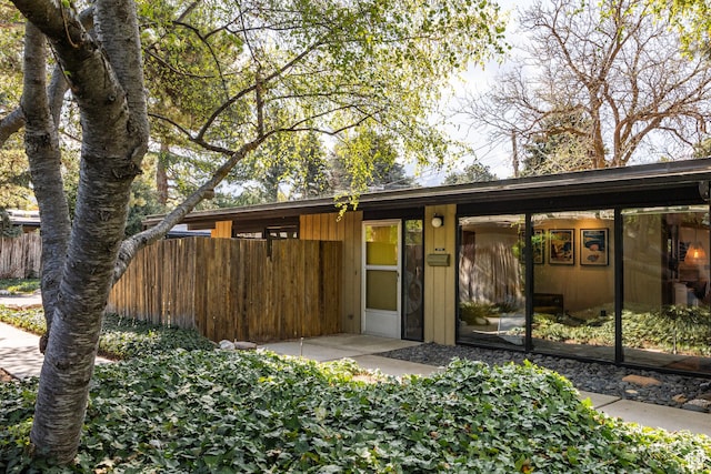 2779 S Connor St S, Millcreek, UT 84109 - view of outdoor structure featuring fence