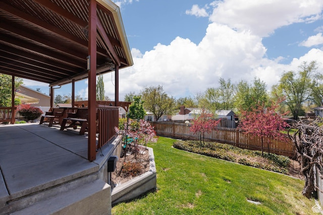 9128 S Terri Lynn Dr Unit 147, Sandy, UT 84094 - view of yard featuring a patio area