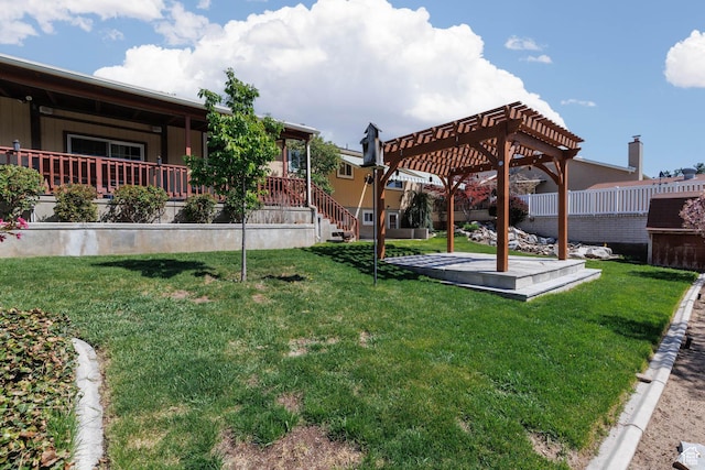 9128 S Terri Lynn Dr Unit 147, Sandy, UT 84094 - view of grassy yard with a pergola