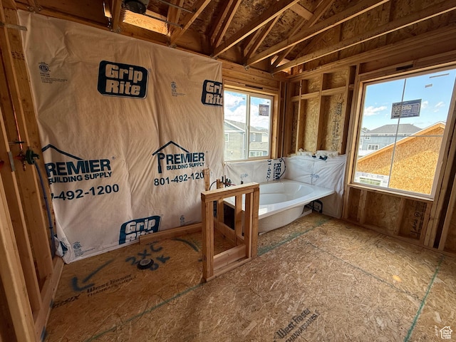 89 N 2430 W Unit 4, Lehi, UT 84043 - bathroom with a bath