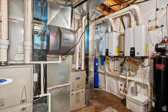655 Wilard Peak Rd, Mantua, UT 84324 - utility room with water heater
