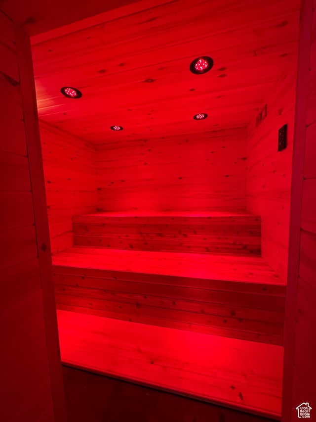 655 Wilard Peak Rd, Mantua, UT 84324 - detailed view of a relaxing sauna and recessed lighting